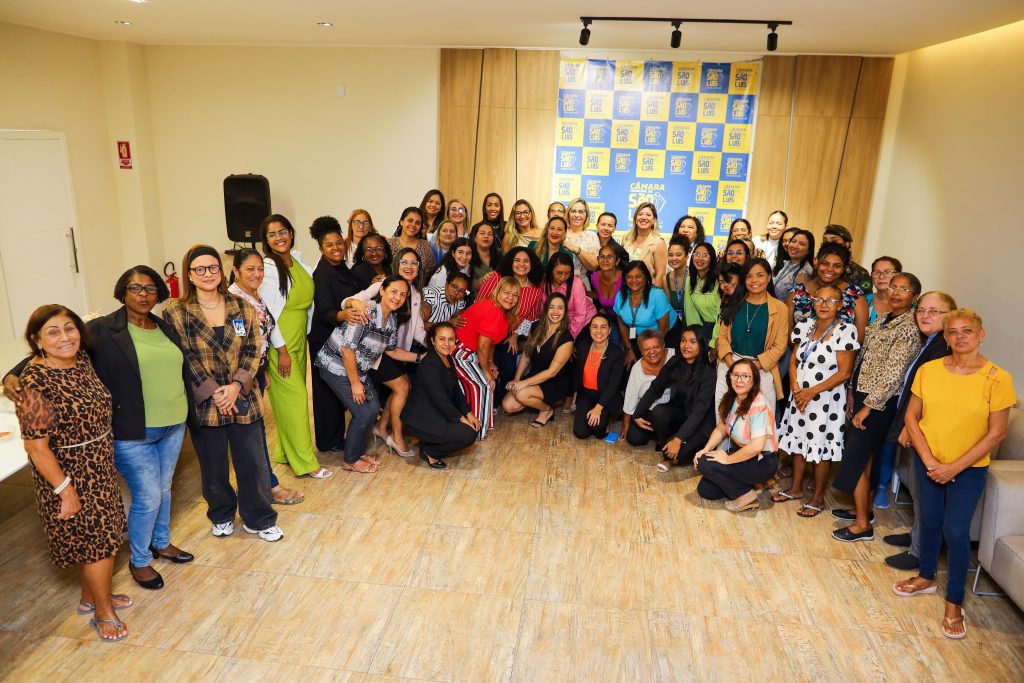 Servidoras prestigiam homenagem realizada pela Câmara Municipal de São Luís