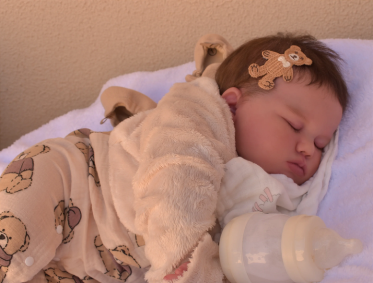 Câmara propõe multa de R$ 30 mil para quem usar ‘bebê reborn’ para furar filas e ter prioridades