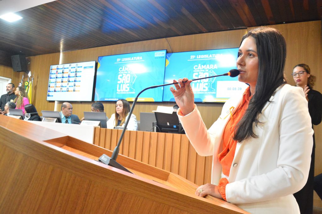 Clara Gomes anuncia audiência pública no Maio Laranja