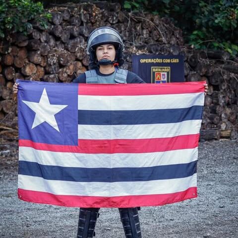 Soldado Giuliana faz história e se torna a primeira mulher da PMMA a concluir Curso de Cinotecnia Policial