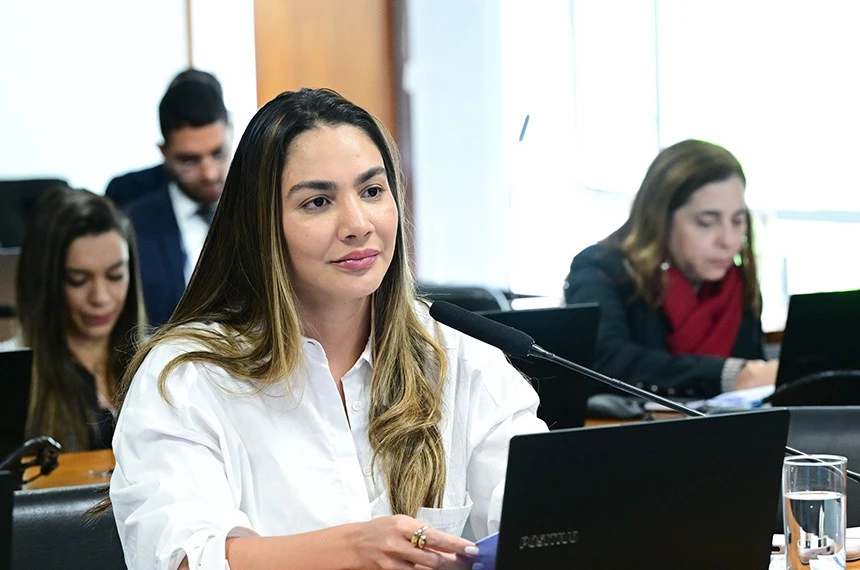 Proposta prevê folga para vacinar filhos menores