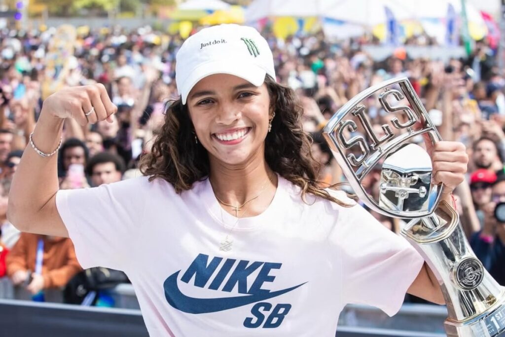 Rayssa Leal brilha e é campeã da etapa de Brasília da SLS
