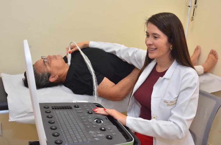 Câmara de São Luís realiza ação pelo Outubro Rosa com oferta de ultrassonografia da mama