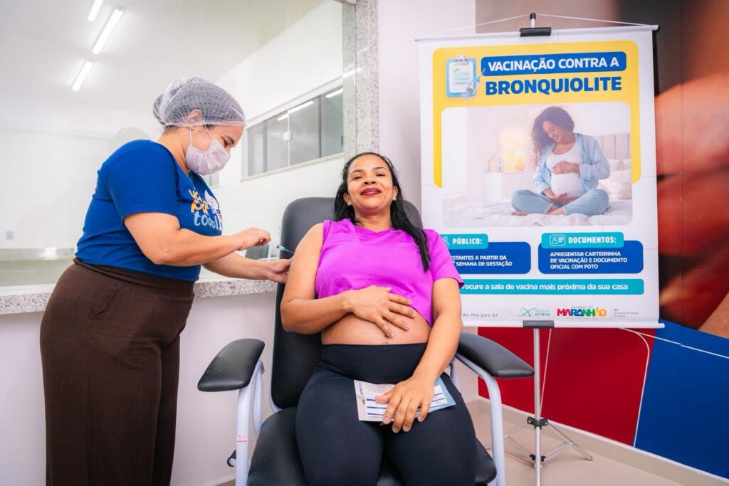 Maranhão inicia vacinação contra bronquiolite para gestantes e recém-nascidos
